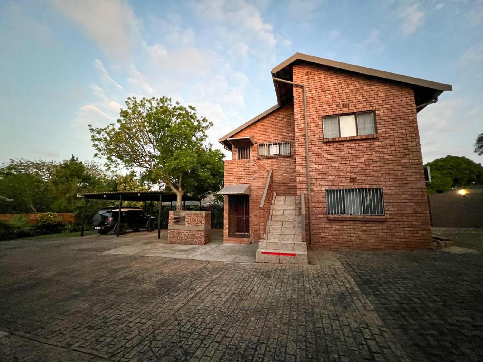 Uitspan Apartment *